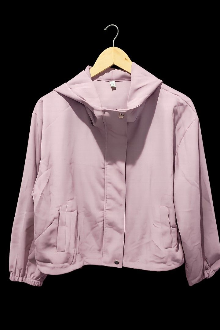 Hooded Jacket (Category: Coats, Jackets and Outerwear) located in Manila. Submitted by chubbychic553 (Listing ID 1460084514, Image 1). Description: Preloved jacket with hood Muted lilac color fabric polyester twill fabric size freesize can fit up to 2xl Snap button and zipper closure Elasticated cuffs and hem php 500 firm price na mode of payment gcash BDO paymaya location Tayuman Manila shipping via LBC, J&T or lalamove no cod no cop can do vide