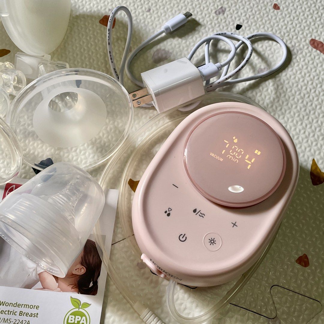 Horigen Wondermore Double Breast Pump (Category: Breastfeeding & Bottle Feeding) located in Las Pinas. Submitted by __iwn (Listing ID 1459932796, Image 2). Description: Horigen Wondermore Electric breast pump with Original Box - Used lightly for 1.5months only- 1x a day since baby is breastfed Rfs: done pumping, not being used anymore - Includes: 1. Pump with tubing 2. 2pcs PPSU bottles 3. 2pcs membrane 4. 2 pcs flange cover 5. 2pcs bottle stand 