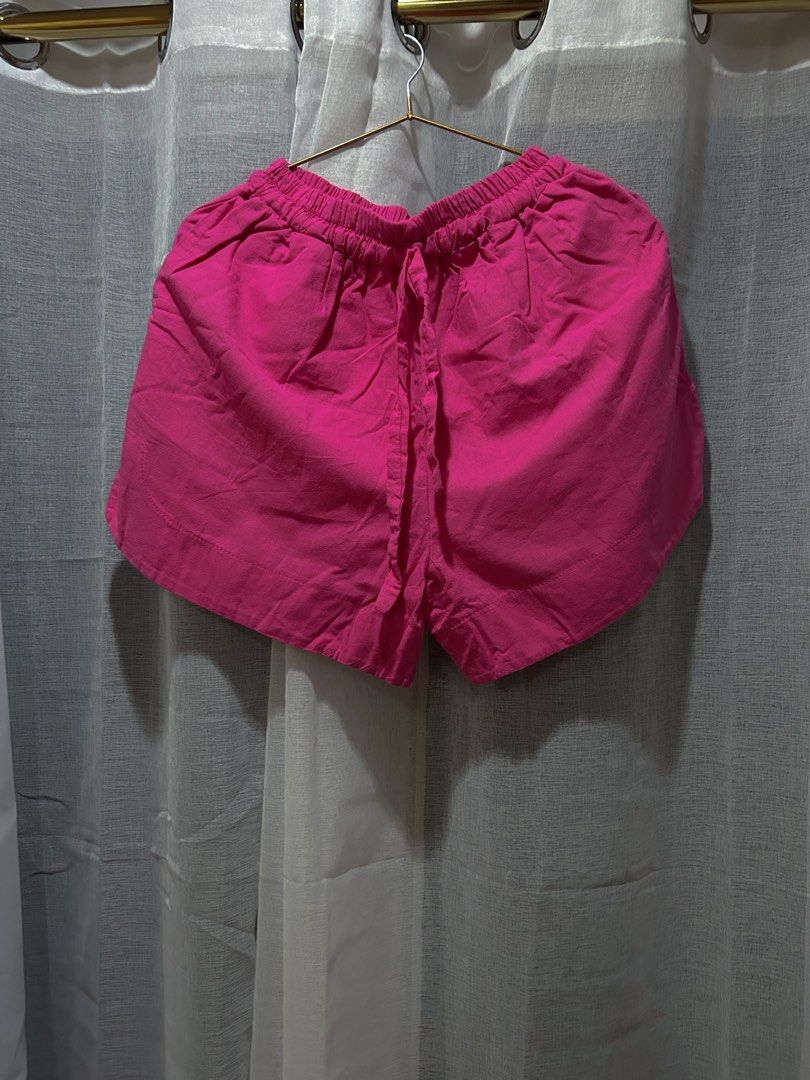 Hot Pink/Fuchsia Drawstring Linen Shorts (Category: Shorts) located in Cainta. Submitted by unboxingstuff (Listing ID 1460042932, Image 1). Description: - Comfy hot pink linen shorts - Elastic waistband with drawstring tie - With 2 side pockets - Size: S-M; can fit semi-large.