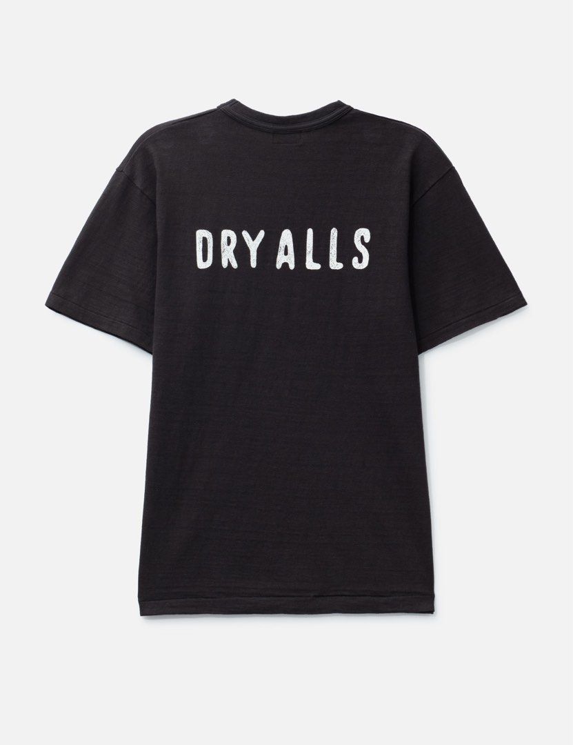 Human Made Dry Alls Tee (Category: Tshirts & Polo Shirts ) located in Bulacan. Submitted by geoffkristian (Listing ID 1459969997, Image 1). Description: Human Made Tee Used Authentic Dimensions: Width: 18 Length: 27 Medium on tag Check pics for condition, minor crack print ₱1,500.