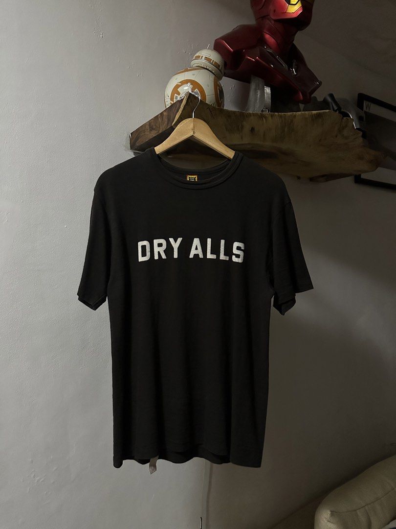 Human Made Dry Alls Tee (Category: Tshirts & Polo Shirts ) located in Bulacan. Submitted by geoffkristian (Listing ID 1459969997, Image 2). Description: Human Made Tee Used Authentic Dimensions: Width: 18 Length: 27 Medium on tag Check pics for condition, minor crack print ₱1,500.