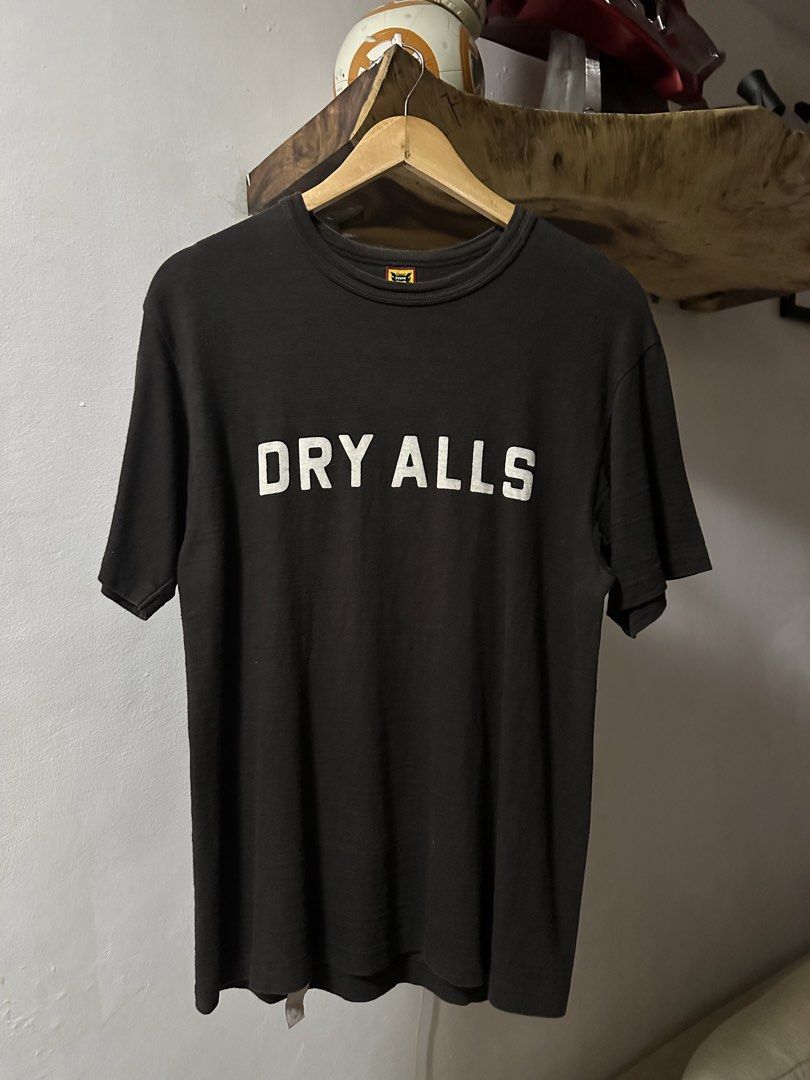 Human Made Dry Alls Tee (Category: Tshirts & Polo Shirts ) located in Bulacan. Submitted by geoffkristian (Listing ID 1459969997, Image 3). Description: Human Made Tee Used Authentic Dimensions: Width: 18 Length: 27 Medium on tag Check pics for condition, minor crack print ₱1,500.