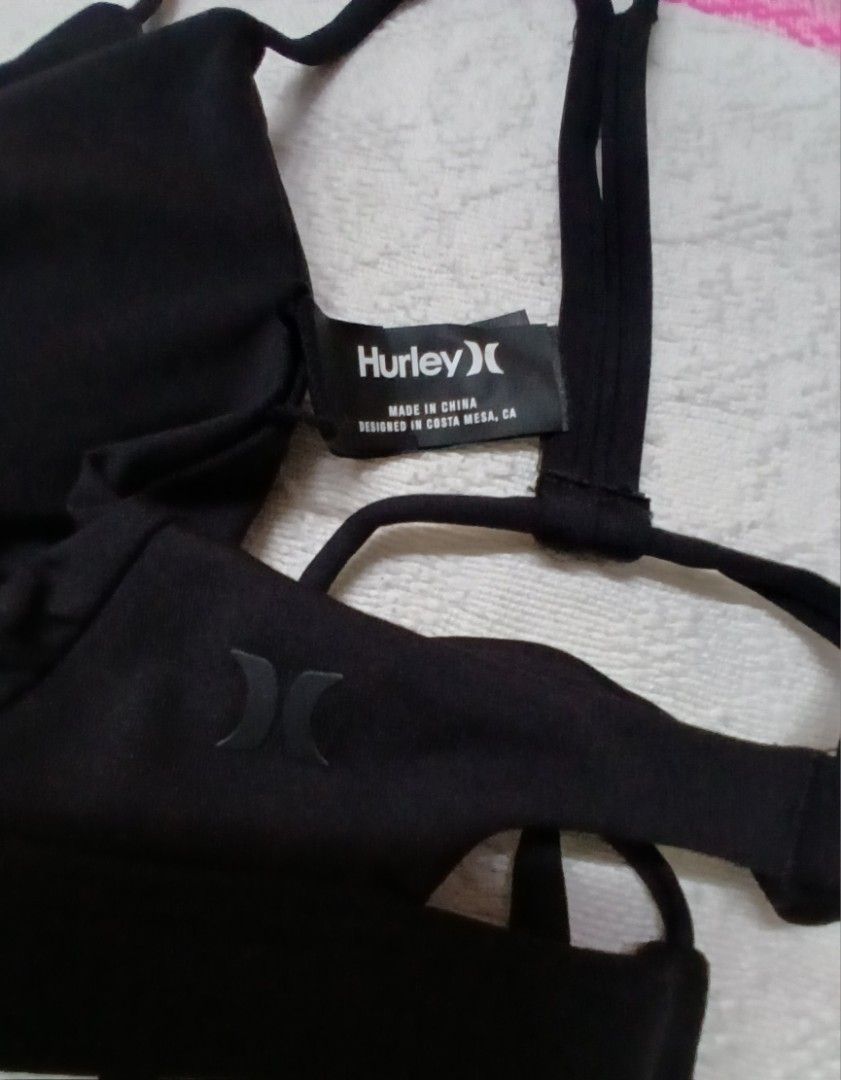 Hurley black (Category: Bikinis & Swimsuits) located in Quezon City. Submitted by charchartindahan (Listing ID 1459953809, Image 3). Description: 🔴Thrift, like new, check the photo pwede rin sa Small & need wash before use 🔴Gcash payment, by pick up or Jrs Express only 🔴loc.near U.P Diliman Q.C.