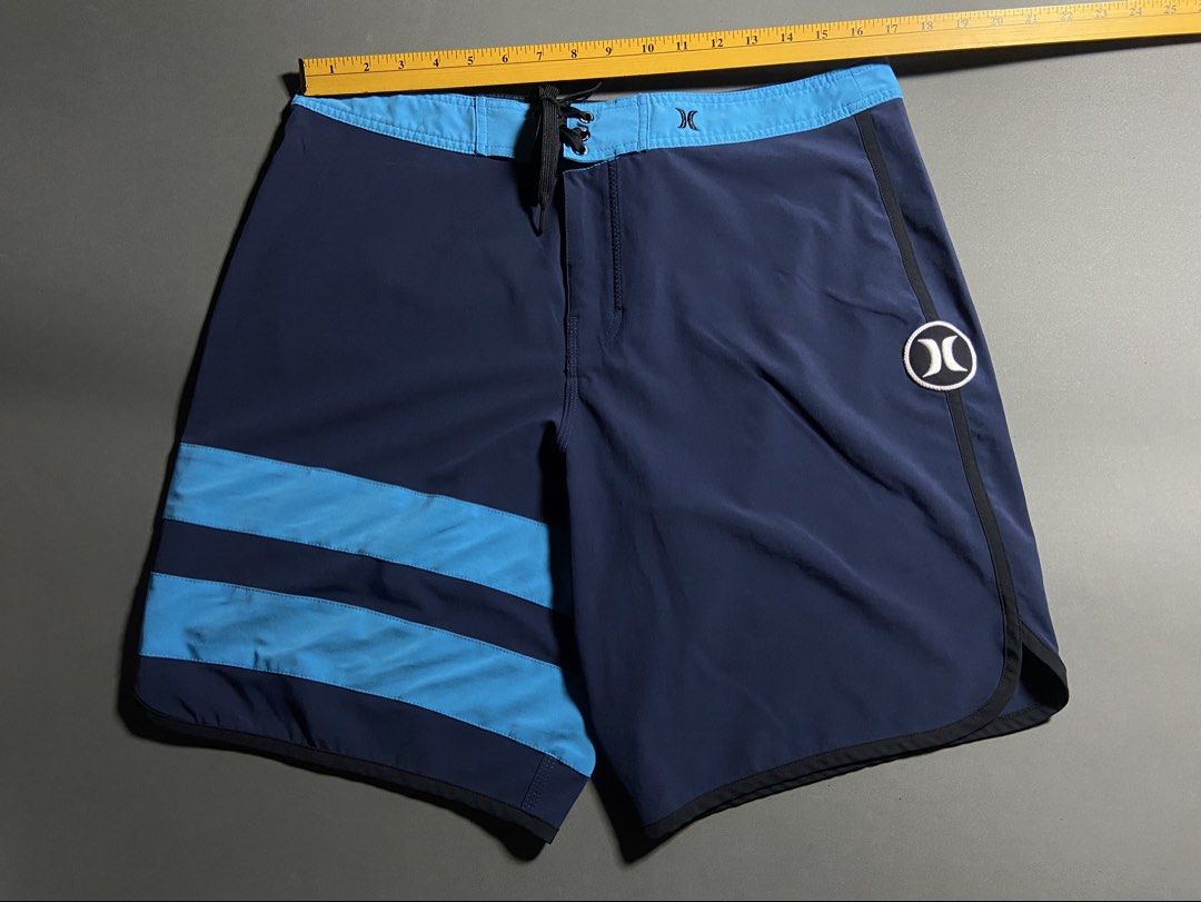 Hurley Board Short (Category: Activewear) located in Cabuyao City. Submitted by chukz_x (Listing ID 1459960995, Image 2). Description: Hurley Board Short Size : 34 Dimes : 34W 18L Condition : like new Issue : None Price : 400 📍READY TO WEAR 📍Cabuyao Laguna.