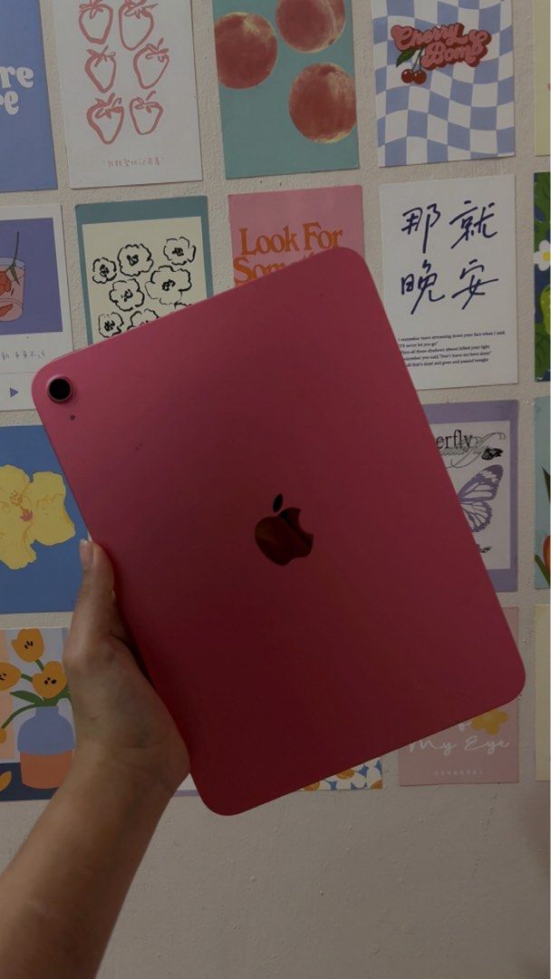 iPad 11th Gen 128GB Wi-Fi – Pink (Category: iPad) located in Manila. Submitted by sienaposad37536 (Listing ID 1459921227, Image 1). Description: 🍎 iPad 11th Gen 128GB Wi-Fi – Pink 💗 LIKE NEW / RARELY USED ₱20,000 — Negotiable ✨ Details: • iPad 11th Generation • 128GB Storage • Wi-Fi Only • Pink • 🔋 98% Battery Health • Bought December 2025 • Rarely used • No scratches / dents • Complete with original box & charger • Warranty still available — 
