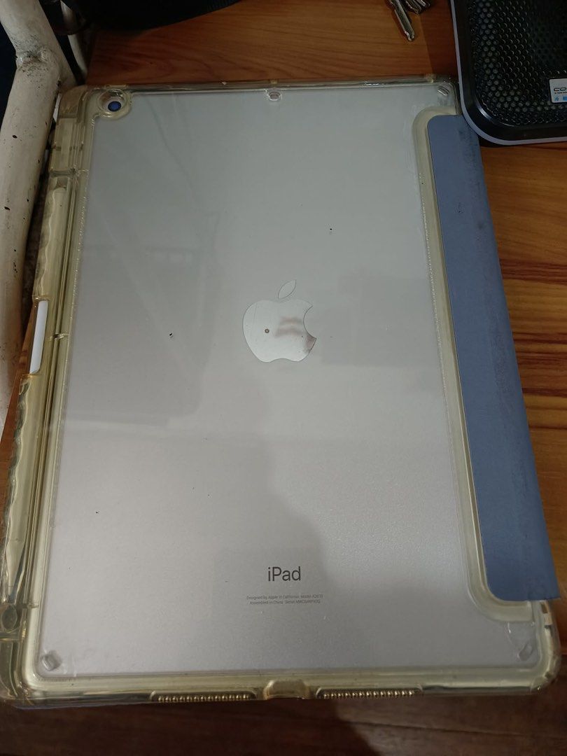 ipad 9th gen 64 gb (Category: iPad) located in Quezon City. Submitted by anikaniknirya (Listing ID 1459995544, Image 2). Description: ❗️SELLING MY IPAD 9TH GEN 64 GB ❗️ Selling my well-used IPAD 9TH GEN because I rarely use it anymore. I am an illustrator so I solely used this to draw and create art for the past 2 years. RFS: - I barely use it anymore - Sayang if nakatambak nalang - Ginamit nalang sya ng papa ko pang nood sa youtube. honest issue