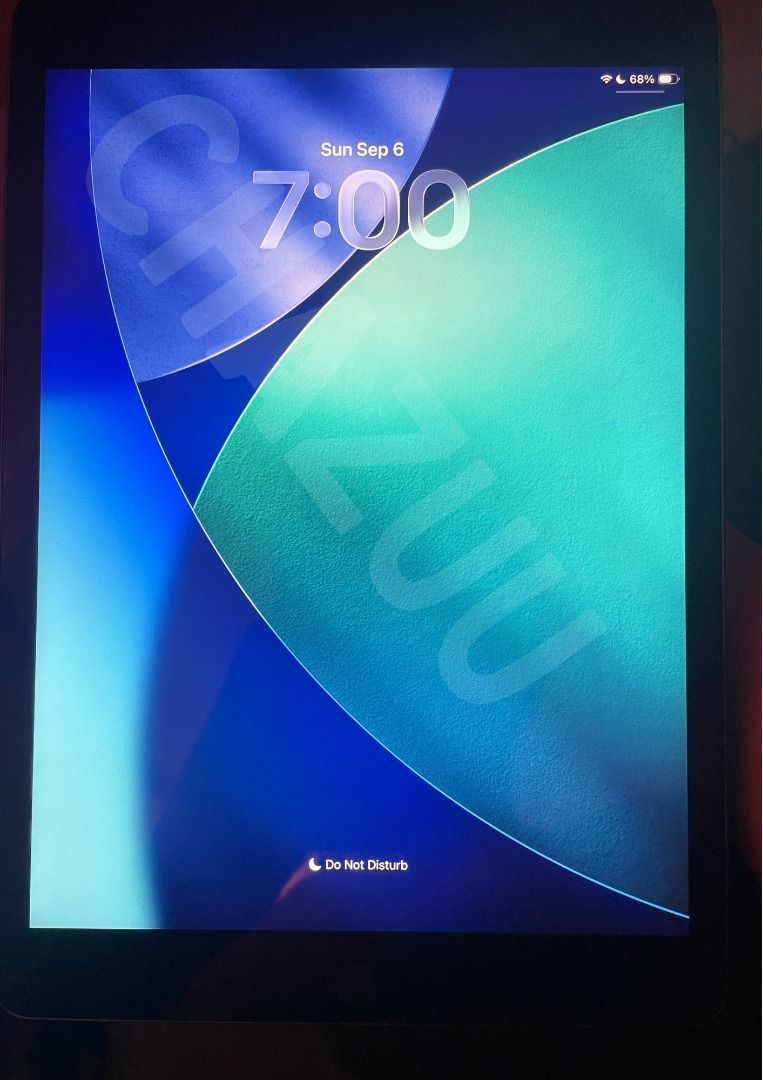 iPad 9th Generation Space Grey (2021) (WiFi) (MINOR DENT) (Category: iPad) located in Manila. Submitted by chazuu (Listing ID 1460035492, Image 2). Description: - iPad 9th Generation (2021 model) (WiFi Only) - 256 GB Storage - 1 Minor dent - Battery life 87% - Charge Cycles 240+ - No history of repair - Apple A13 (CPU), 6 Cores, 2.6GHz Frequency - No Inclusions, just the iPad.