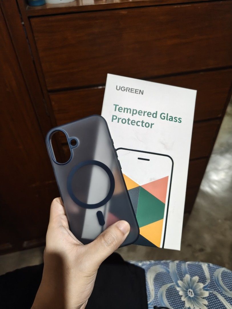 iphone 16 case and tempered (Category: Cases & Sleeves) located in San Mateo. Submitted by maou30 (Listing ID 1460101700, Image 1). Description: iphone 16 accessories Sanpotch case (almost new) ugreen tempered glass 1pc (unused) rfs: already sold the phone location: san mateo rizal.