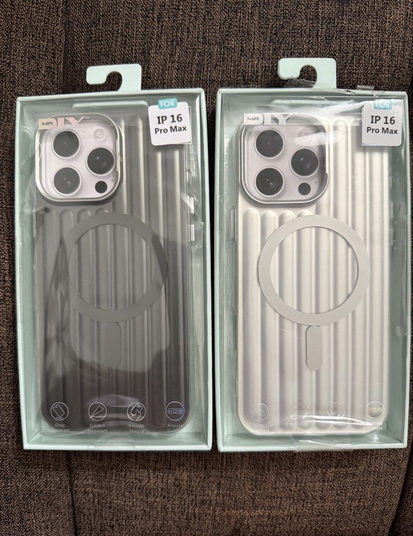 iPhone 16 Pro Max Magsafe Cases (Category: Cases & Sleeves) located in Taguig. Submitted by preloved_bycarla (Listing ID 1459931757, Image 1). Description: Dark gray - used once then stored Light gray - brand new kept in box Both from Mr. DIY. 500 each.