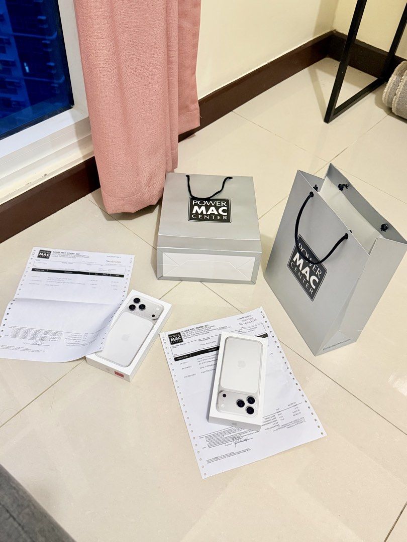 iPhone 17 Pro Max 256GB Silver Openline NTC Powermac unit (Category: iPhone 17 Series) located in Mandaluyong City. Submitted by onesimus23 (Listing ID 1460078576, Image 1). Description: iPhone 17 Pro Max 256GB Silver Brandnew sealed Openline NTC Local Variant 2pcs available all silver color Next week meron ulit 72,500 only Pick up sa condo lobby Mandaluyong city Meet up / COD / COP.