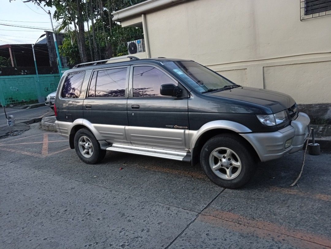 Isuzu Crosswind (Category: Used Cars) located in Marikina City. Submitted by golinghong58 (Listing ID 1460100038, Image 2). Description: Automatic car used for marketing n malling only.with good mechanical condition.well.maintained. see to appreciate.seldom used and more often in garbage lang..
