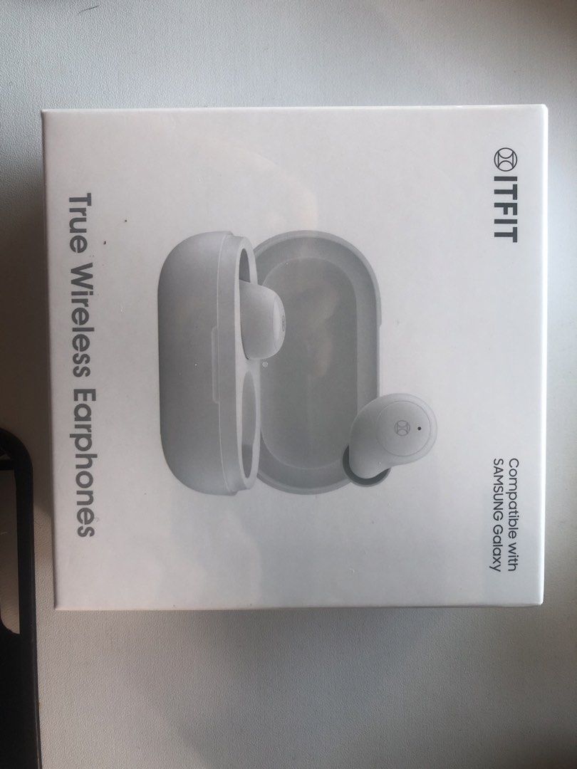 全新 wireless earphones （分類：耳機）位於 Hong Kong。 由 matt.s.2025 提交（商品編號 1460000448，圖片 1）。簡介： 全新耳機，未開封 有意DM了解。