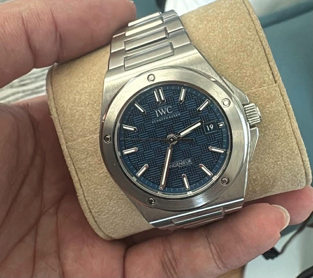 IWC Ingenieur Automatic 40 Blue IW328907 Full Set (Category: Luxury Watches) located in Taguig. Submitted by miguel.m09 (Listing ID 1460086254, Image 1). Description: FOR SALE: IWC Ingenieur Automatic 40 Blue Dial Ref. IW328907 • 40mm Stainless Steel Case • Blue Grid-Pattern Dial • IWC Calibre 32111 Automatic Movement • 120-Hour Power Reserve • Integrated Stainless Steel Bracelet • Sapphire Crystal • Date Display • 100m Water Resistance • Anti-Ma