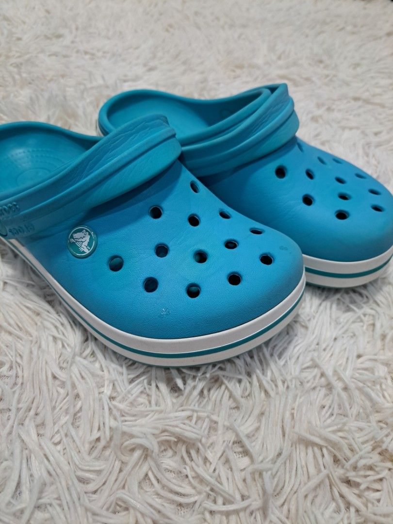 J3@21cm, ORIGINAL PRELOVED CROCS FOR KID (Category: Babies & Kids Fashion) located in Quezon City. Submitted by kimlynandaya (Listing ID 1459950868, Image 2). Description: ORIGINAL PRELOVED CROCS FOR KID J3@21.