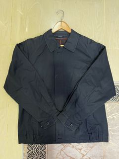 (Category: ) located in . Submitted by nickthriftstore (Listing ID 1459952247, Image 1). Description: .