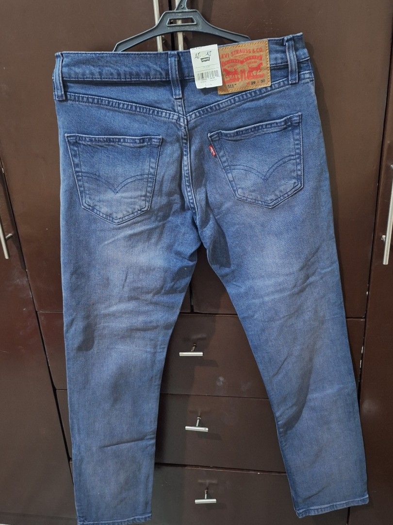 Jean Slim Fit Levis (Category: Jeans) located in Manila. Submitted by palm07 (Listing ID 1460040599, Image 3). Description: W 29 L30 Stretchy.