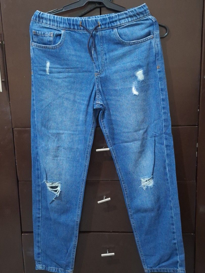 Jeans Terranova (Category: Babies & Kids Fashion) located in Manila. Submitted by palm07 (Listing ID 1460032944, Image 1). Description: W 28 L 37.