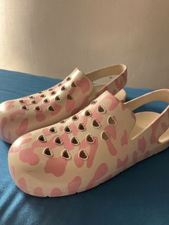 (Category: ) located in . Submitted by riellefinds (Listing ID 1460067498, Image 1). Description: .