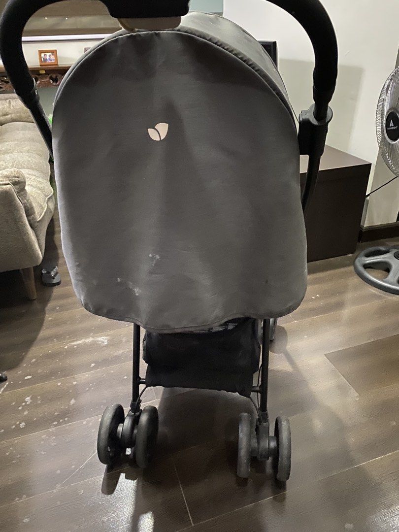 Joie black baby stroller (Category: Strollers) located in Antipolo. Submitted by pamresoso (Listing ID 1460031117, Image 3). Description: The unit is like new. Bought during pandemic so was not used very frequently. Shipping c/o buyer.