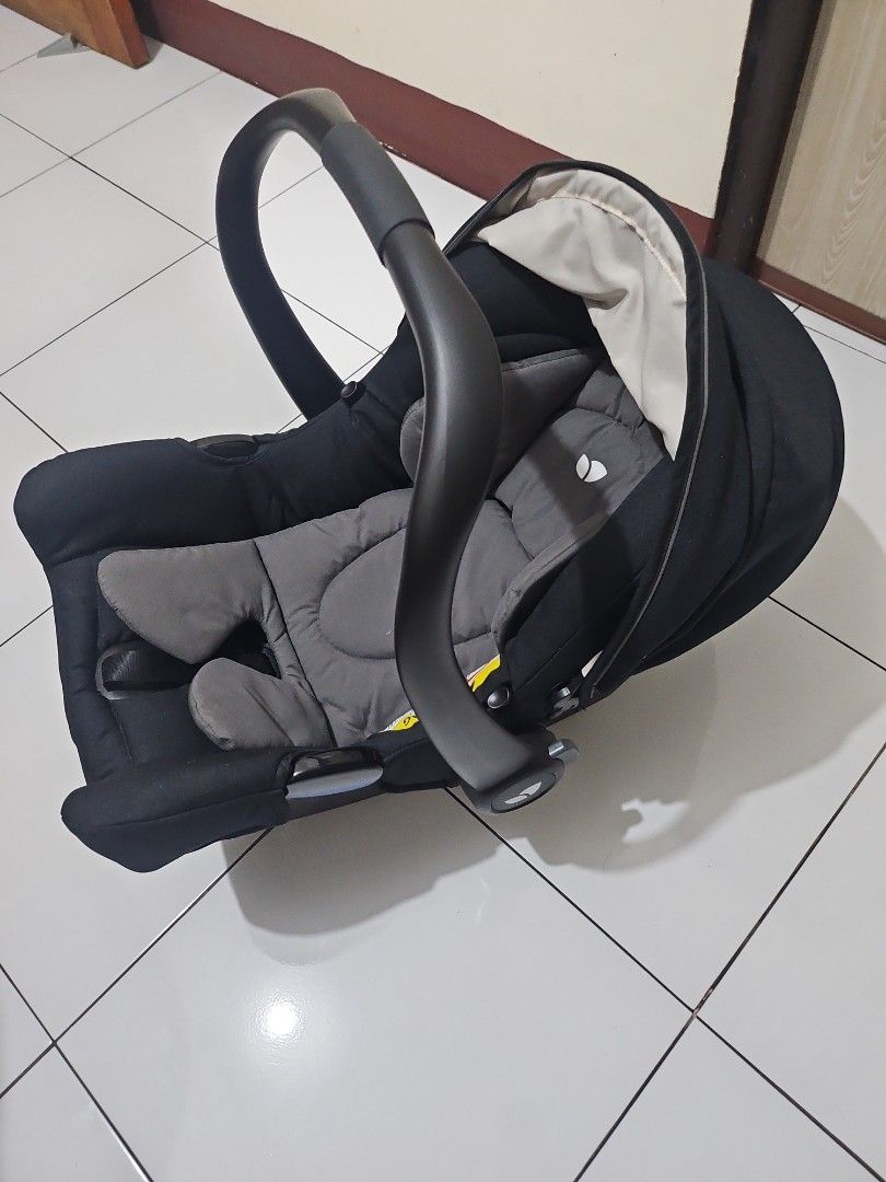 Joie car seat (Category: Car Seats) located in Manila. Submitted by aaron2202 (Listing ID 1460050820, Image 1). Description: Used once. Like new. Joie car seat Black.