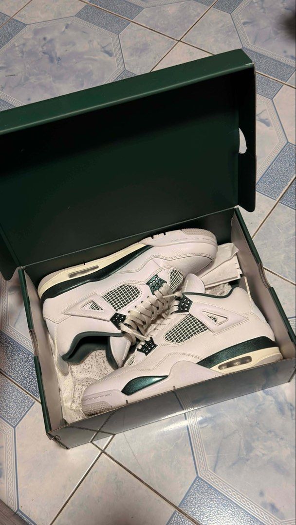 Jordan 4 - Oxidized Green 10.5M (Category: Casual Shoes) located in Imus. Submitted by amy_yyy (Listing ID 1460018003, Image 2). Description: negotiable available for package + jordan 3 palomino + jordan 4 zen master for ₱15,000 (negotiable) .