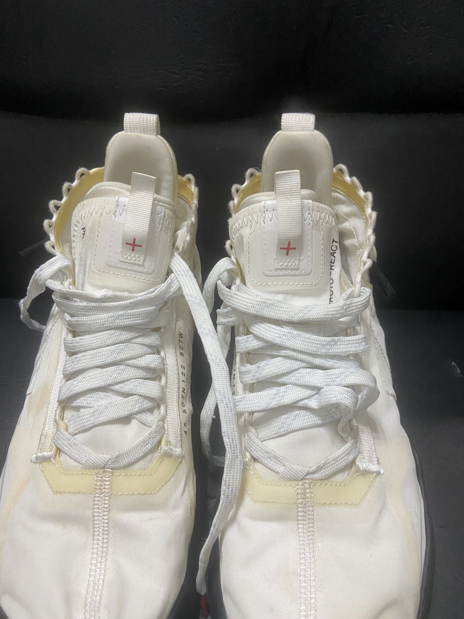 Jordan Proto-React "Light Bone" Sneakers (Category: Sneakers) located in Pilar. Submitted by romeoabejo54125 (Listing ID 1460042305, Image 2). Description: - Jordan Proto-React sneakers in Light Bone colorway. - Unique strap closure for a secure fit. - Equipped with React cushioning for superior comfort. - Lightweight design, perfect for everyday wear..