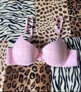 (Category: ) located in . Submitted by marys_collection (Listing ID 1459997419, Image 1). Description: .