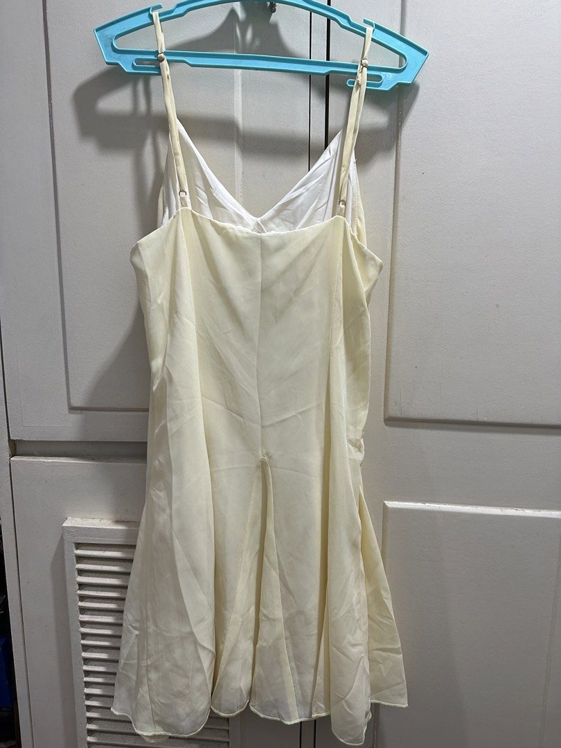 Just Because Butter Yellow Mini Dress (Category: Dresses) located in Caloocan City. Submitted by keanecleaned (Listing ID 1460054362, Image 2). Description: RFS: Not my style Only washed and stored, never used :) .
