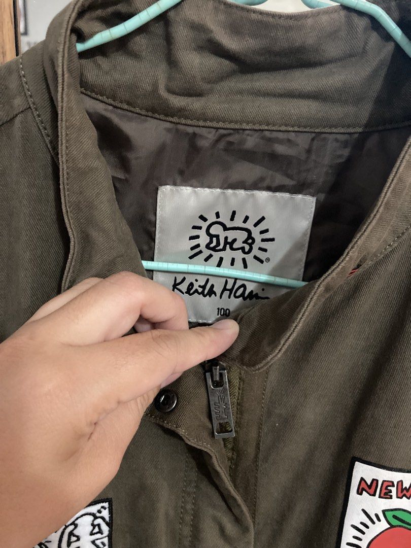 Keith Haring "Drawing The Line" Olive Green Jacket (Category: Coats, Jackets and Outerwear) located in Baybay. Submitted by tiffany144 (Listing ID 1459922557, Image 2). Description: Negotiable Pm for more details Add shipping fee My location: Leyte .