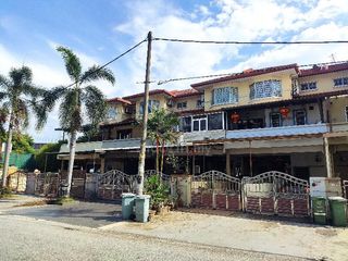 (Category: ) located in . Submitted by mudah646756 (Listing ID 1456039987, Image 1). Description: .
