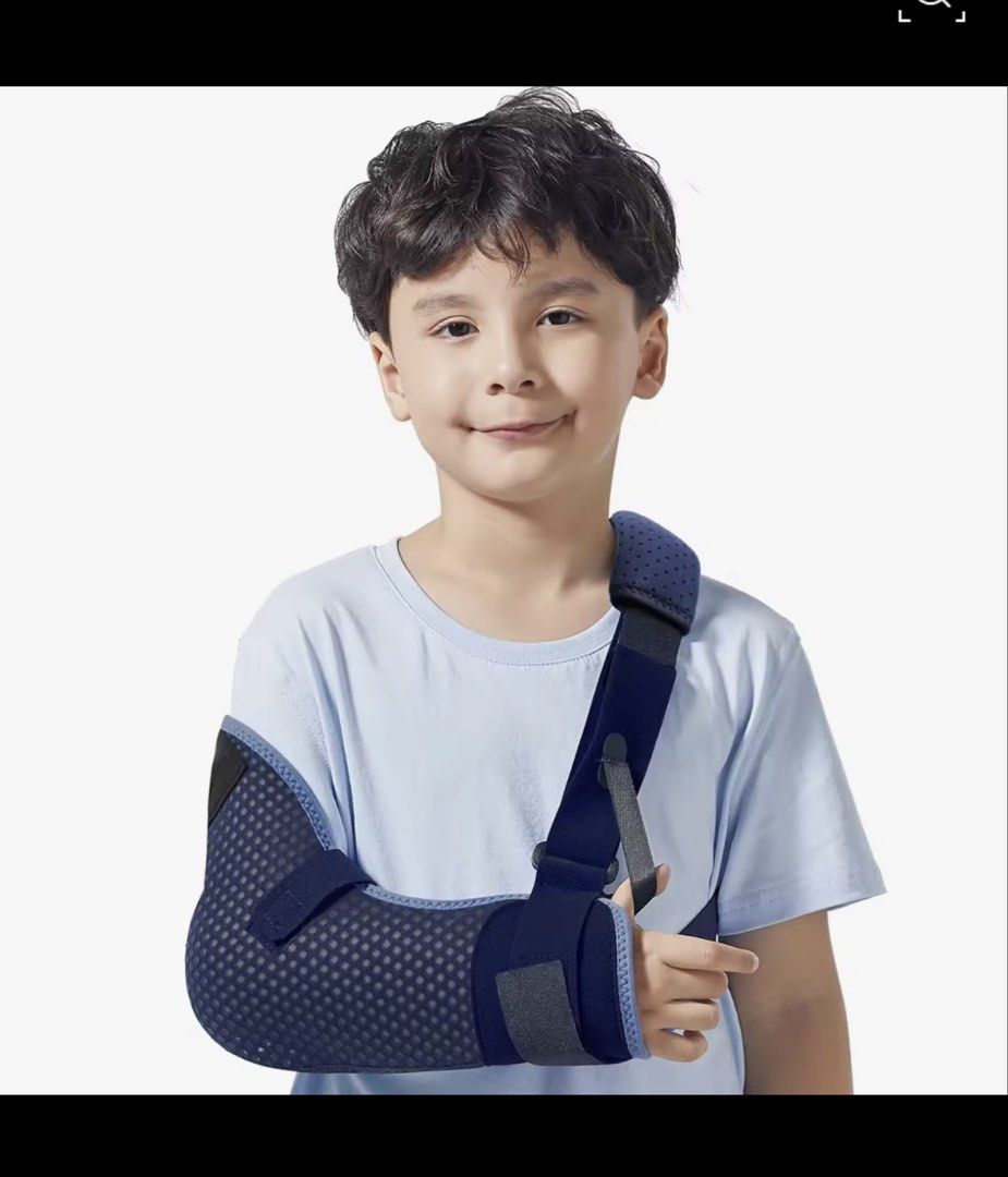 Kids Arm Sling Brace for Broken Arm Support (Category: Medical Supplies & Tools) located in Imus. Submitted by wintergarage (Listing ID 1459919764, Image 1). Description: - Adjustable arm sling for kids/teens - Provides arm support and immobilization - Made with breathable material for comfort - Features adjustable straps for a secure fit - Please check the size chart for proper fit (forearm & under-bust measurements) - Brand: Velpeau - LEFT ARM 
