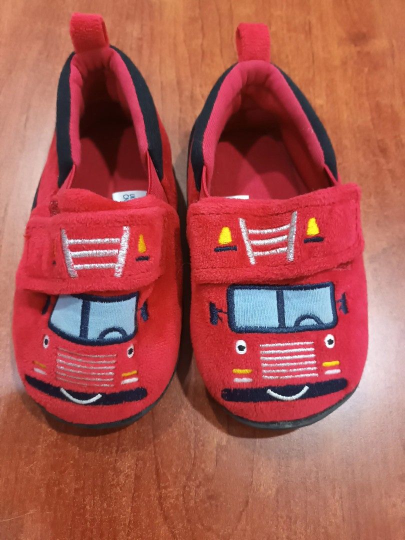 Kids Red Fire Truck Slippers (Category: Babies & Kids Fashion) located in Paranaque City. Submitted by rizatamayo (Listing ID 1459993906, Image 2). Description: - Adorable red slippers for kids - Features a fun embroidered fire truck design - Easy slip-on style with secure velcro strap - Durable black soles with good grip - Ideal for keeping little feet warm indoors - Size: 28/29.
