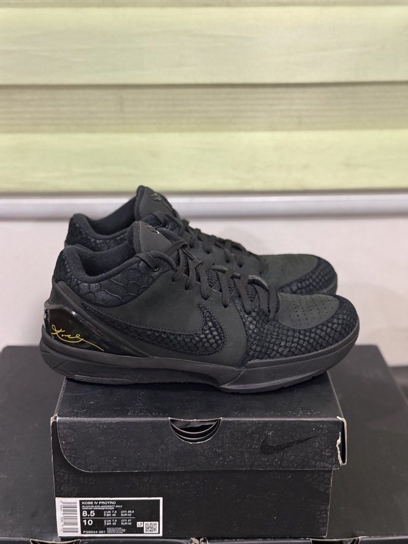 Kobe 4 Gift of Mamba (Category: Sneakers) located in Pasay City. Submitted by Secret_Retros (Listing ID 1460067998, Image 1). Description: For sale Kobe 4 Gift of Mamba Size 8.5 mens Used 2x Complete with box ₱8,499 North Caloocan.