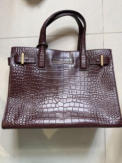 （分類：）位於 。 由 khach 提交（商品編號 1459956974，圖片 1）。簡介： 。