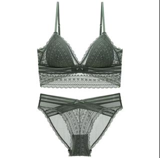 (Category: ) located in . Submitted by Shopaholic_28 (Listing ID 1459959616, Image 1). Description: .