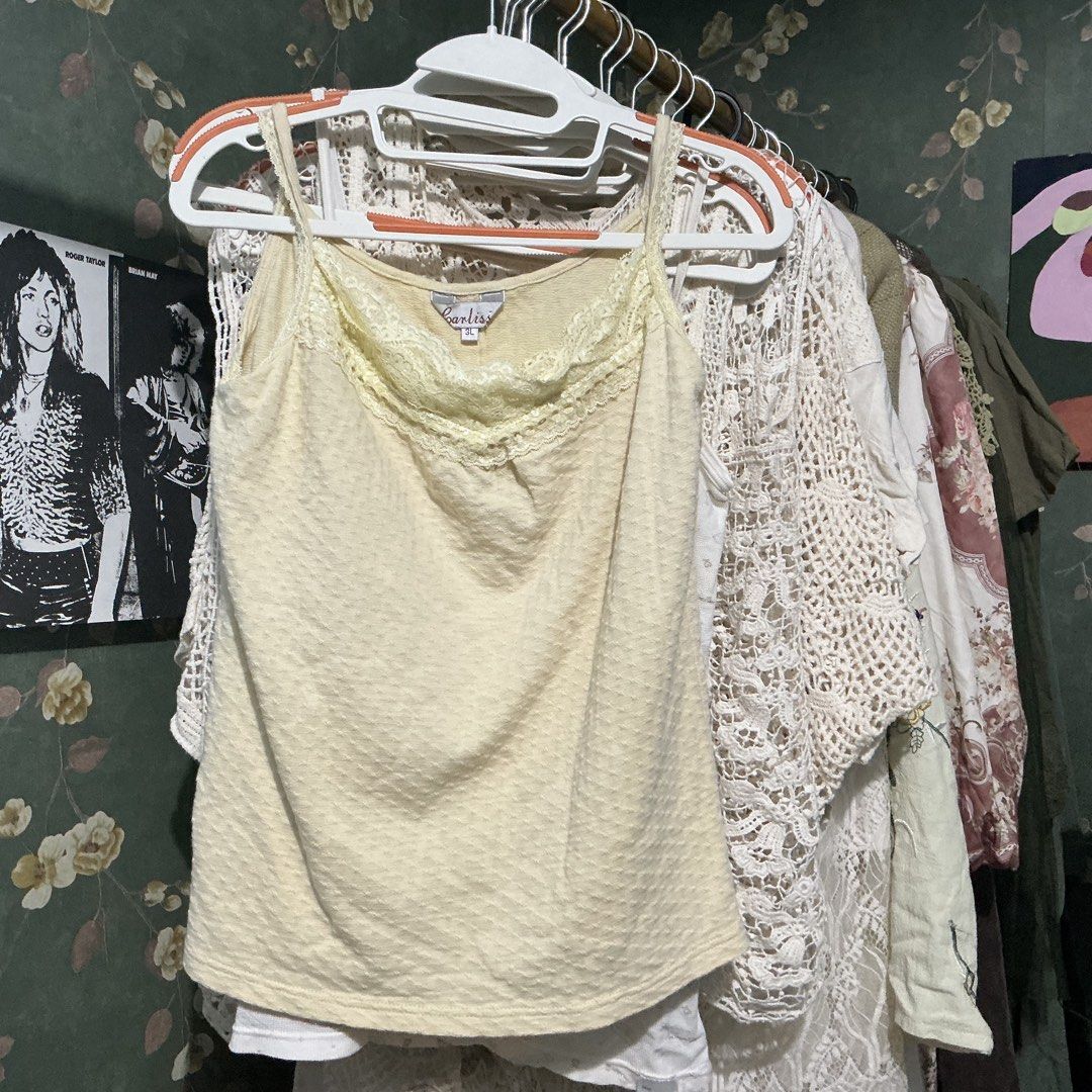 Laced yellow top (Category: Sleeveless) located in Manila. Submitted by iyanas_archive (Listing ID 1460093634, Image 1). Description: This is such a lazy post huhu, I’ll fix the listing later nalang siguro. Message me if interested. The tag size states 3L, but because it’s a Japanese tag size, here are the exact measurements so you can compare: Bust: 15 inches laid flat (30 inches around, stretches higher) Total Length (Strap to Hem): 18.5 inches