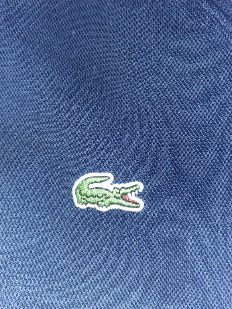 LACOSTE SWEATSHIRT (Category: Longsleeves) located in Cebu City. Submitted by imbapicker (Listing ID 1460034275, Image 3). Description: LACOSTE SWEATSHIRT SIZE 34 WIDTH 19" LENGTH 24" EXCELLENT CONDITION 850 +SHIPP DM IF INTERESTED 📩 LOCATION LAPU-LAPU.
