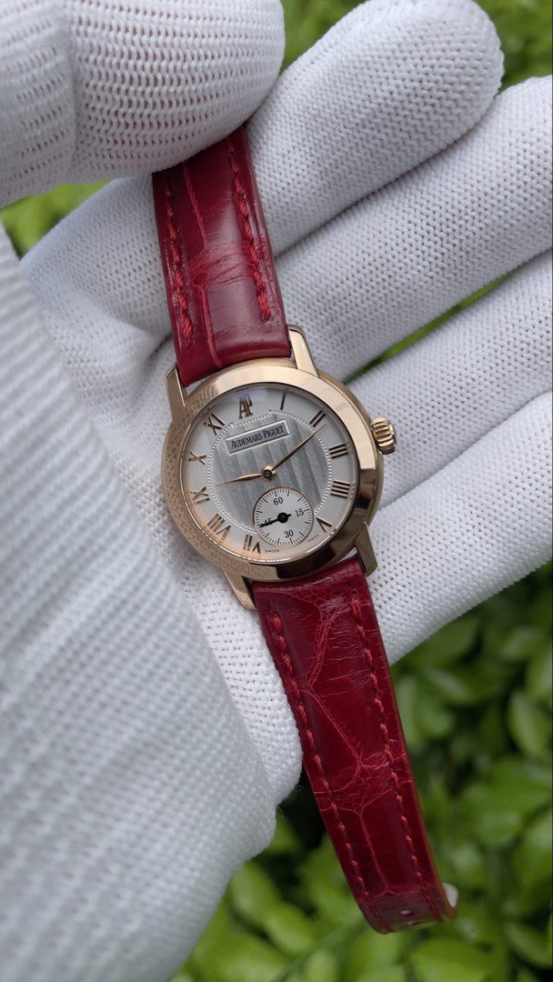Ladies AP Audemars Piguet Jules Audemars (Category: Luxury Watches) located in Imus. Submitted by WellWatchesss (Listing ID 1460012470, Image 1). Description: Ladies Audemars Piguet Jules Audemars Ref: 77208OR.OO.A067CR.01 18k Rose Gold Case and Buckle Manual Winding Mechanical Movement 27mm Full Set With Original Purchase Receipt Year 2004.