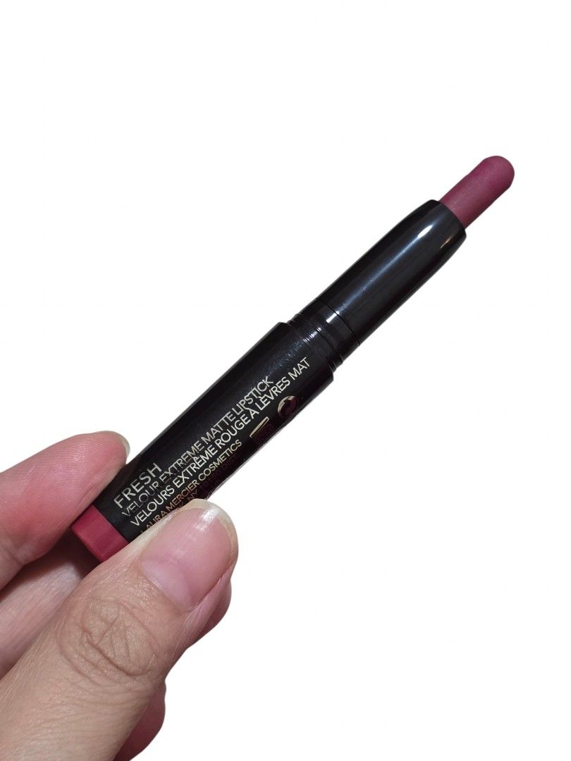 Laura Mercier Matte Lipstick & Eyeshadow Stick Set (Category: Makeup) located in Taguig. Submitted by altainfante (Listing ID 1460052252, Image 3). Description: - Laura Mercier Matte Lipstick in 'Fresh' (travel size) - Beautiful berry shade - Laura Mercier Caviar Stick Eye Colour in 'Au Naturel' (travel size) - Versatile neutral matte finish - Ideal for everyday wear or evening looks.