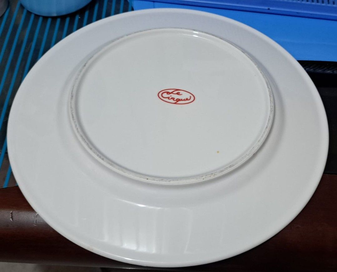 Authentic Le Cirque Monkey Plates (Category: Dinnerware & Cutlery) located in Bulacan. Submitted by tripledouble532 (Listing ID 1459907433, Image 2). Description: FOR SALE: 5,000 each! I have 21 pcs of plates and 21 pcs of saucer of these rare plates. The design is the famous Le Cirque monkey pattern, made as custom porcelain dinnerware for the Le Cirque restaurants by Bernardaud/Limoges, France. The two monkeys picking fruit and the orange borde