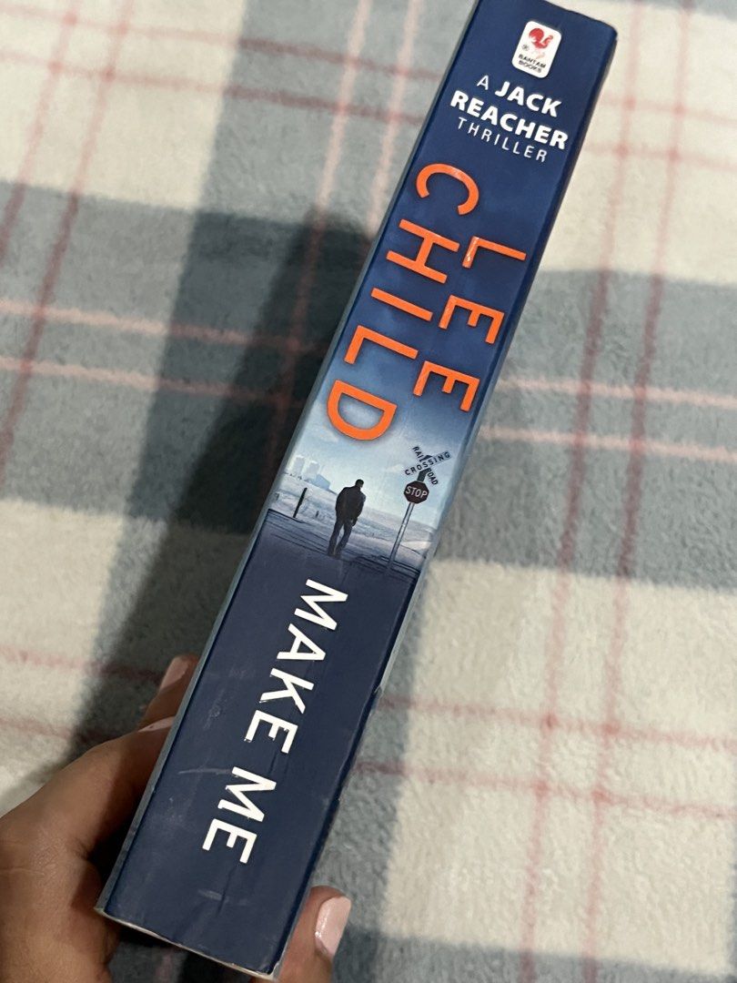 Lee Child Make Me (Book 20) (Category: Storybooks) located in Daraga. Submitted by iamhayleygrace (Listing ID 1460058674, Image 2). Description: rfs: decluttering Make Me (Jack Reacher Book #20) Genre: Thriller see pic for condition location: albay🌋 mop: gcash mod: j&t.