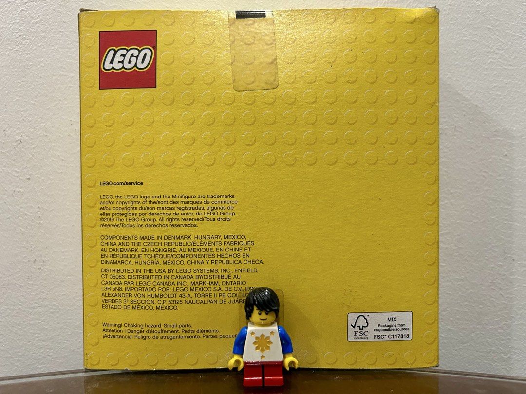 LEGO 6346101 — Buildable 2x4 Teal Brick (Category: Lego & Building Sets) located in Pasig City. Submitted by nobrainer.deals (Listing ID 1459916942, Image 2). Description: LEGO 6346101 Buildable 2x4 Teal Brick – 110 pcs | 2020. Oversized teal LEGO brick display model and a LEGO VIP exclusive promotional set. A fun collectible for LEGO fans and display collectors. *** 'Pinoy' minifigure is for size reference only and is not included. ***.