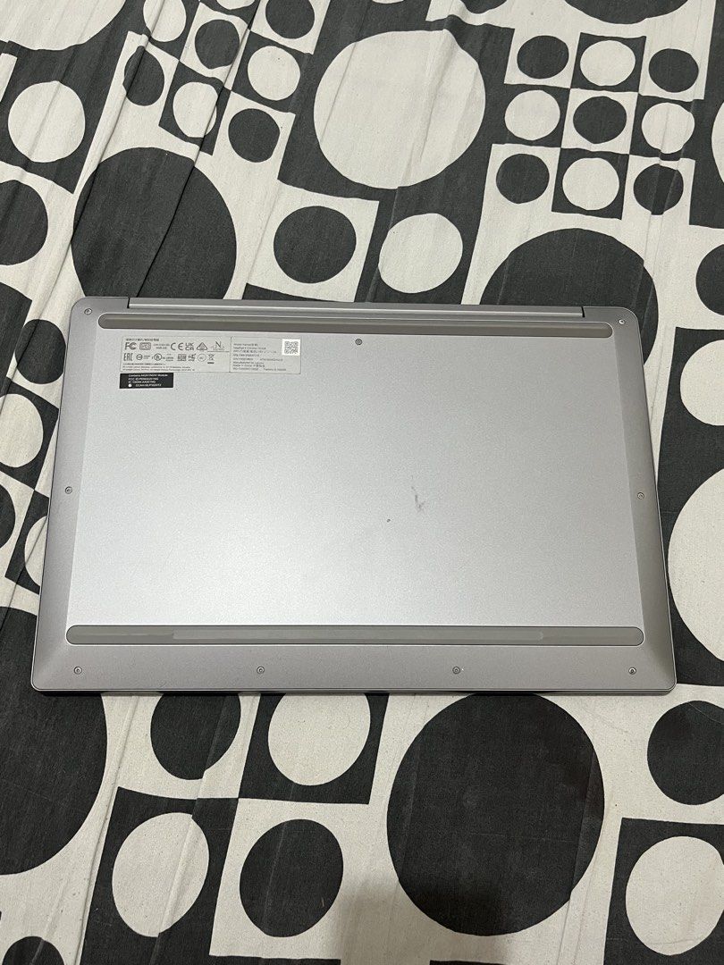 Lenovo Chromebook Laptop Silver (Category: Laptops & Notebooks) located in Lucena. Submitted by heindrixunlaya635 (Listing ID 1460051639, Image 1). Description: - Silver Lenovo Chromebook ideapad 3 - Full keyboard with number pad - Good-sized screen for everyday use - Minor scratches on lid (visible in photos) - Fully functional and works well - Perfect for schoolwork and general browsing -note there is scratches shown in the picture and hinge cl
