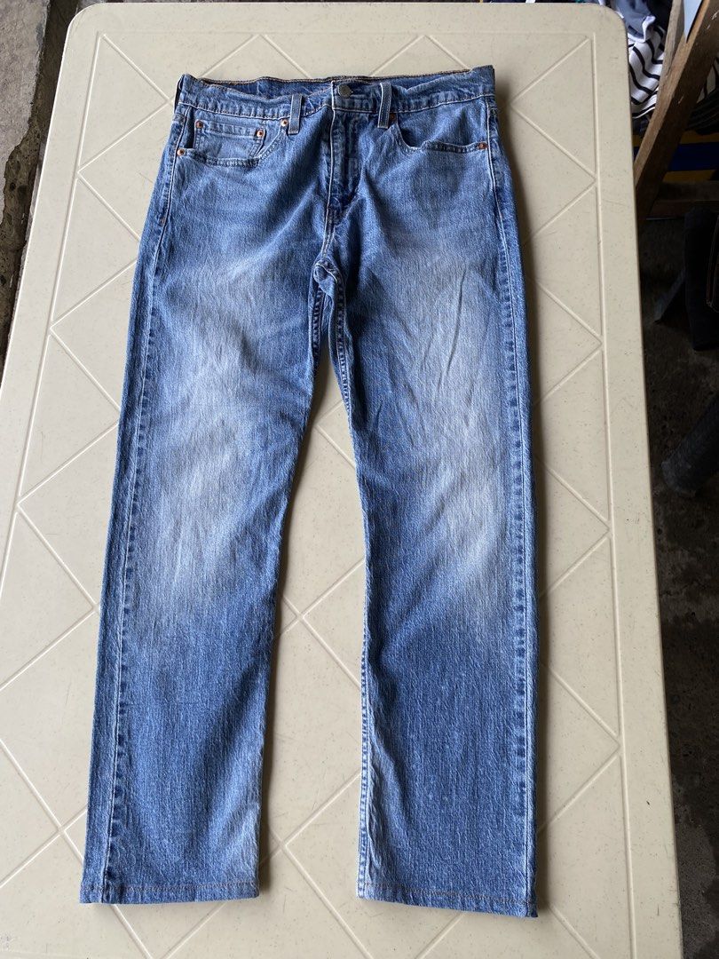 Levi’s 502 (Category: Jeans) located in Santo Tomas. Submitted by jomeldaniel999 (Listing ID 1460048242, Image 3). Description: Levi’s 502📌 Excellent condition Color rate:9/10 Size: Waist:32 Length:32 Open Leg: 10 Hem: 6.5 Issues: need wash/sign of usage Price: 1,100📌.