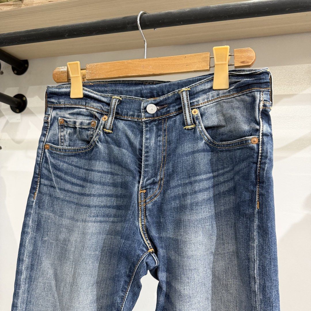 Levi’s 511 Blank Tab denim pants (Category: Jeans) located in Bambang. Submitted by heats777 (Listing ID 1460082289, Image 1). Description: Good condition No issues Blank Tab Made in Cambodia Size: 30.