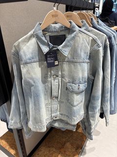 (Category: ) located in . Submitted by classico_collections (Listing ID 1459944076, Image 1). Description: .