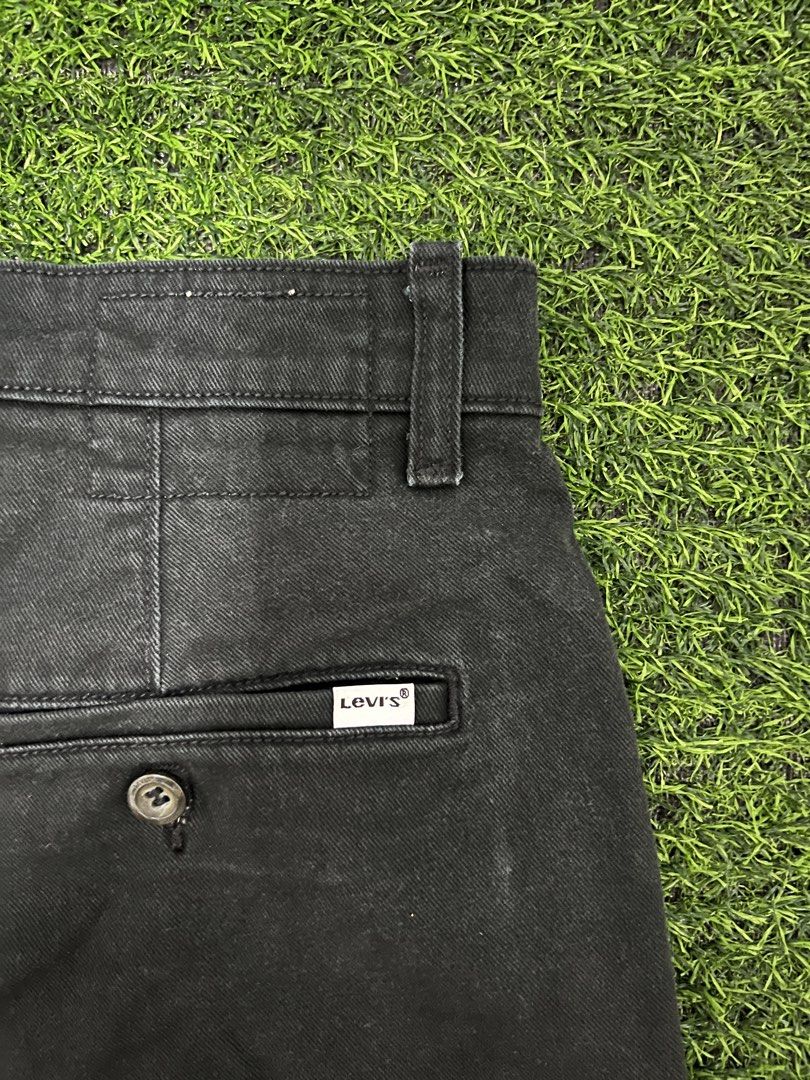 LEVIS CHINO SHORTS (Category: Tshirts & Polo Shirts ) located in Caloocan City. Submitted by gothrifted (Listing ID 1459960778, Image 3). Description: LEVIS CHINO SHORTS - thrifted - dimes w: fits up to 36 length: 14 opening: 12 - 9.5/10 color rate - issue: washable stains - fair condition *color may vary due to lighting .