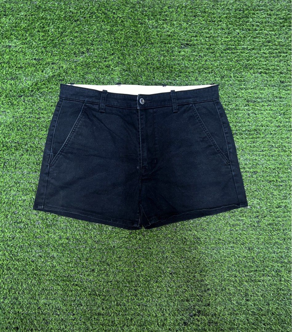 LEVIS CHINO SHORTS (Category: Tshirts & Polo Shirts ) located in Caloocan City. Submitted by gothrifted (Listing ID 1459960778, Image 1). Description: LEVIS CHINO SHORTS - thrifted - dimes w: fits up to 36 length: 14 opening: 12 - 9.5/10 color rate - issue: washable stains - fair condition *color may vary due to lighting .