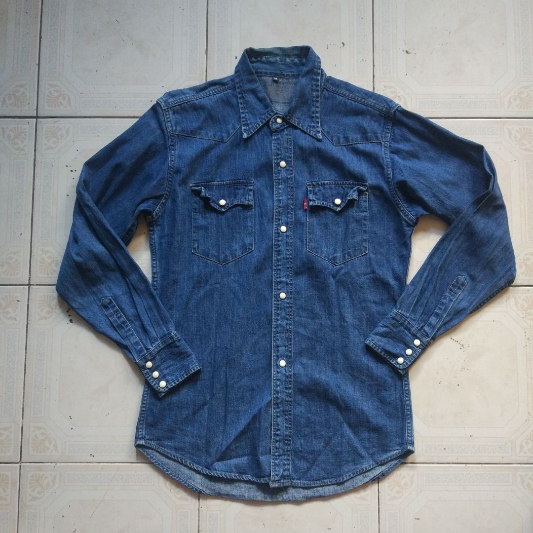Levis Western Longsleeve M (Category: Formal Shirts) located in Pasay City. Submitted by denimdude.ph (Listing ID 1459994658, Image 1). Description: .