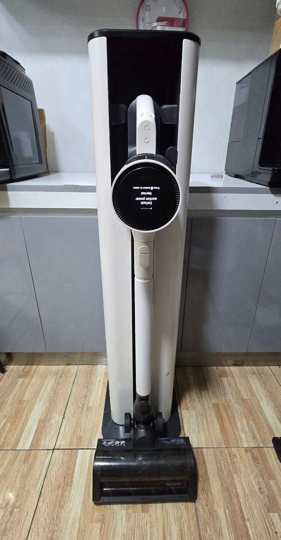 LG CordZero A9X Auto Emptying Vacuum Cleaner (Category: Vacuum Cleaner & Housekeeping) located in Caloocan City. Submitted by souththrift_taytay (Listing ID 1459930591, Image 1). Description: LG CordZero A9X Auto Emptying Vacuum Cleaner Australian mall pull out Used as demo unit Inclusion 1 dual roller 1 pet hair roller 2 battery 2 attachment No issue 20k.